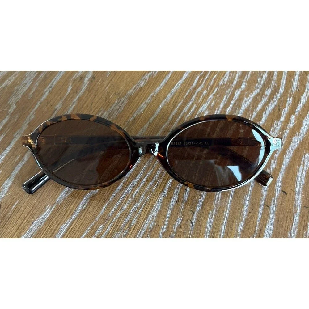 Retro Oval Sunglasses for Women 90s Vintage Y2K Trendy Narrow Shades, New